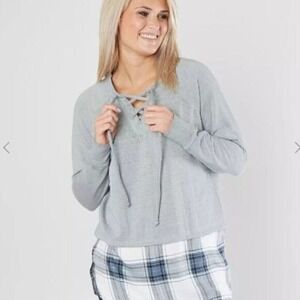 3 / $30 Daytrip LIghtweight Knit Top Medium Green Blue Plaid  Lace-up Neckline‎